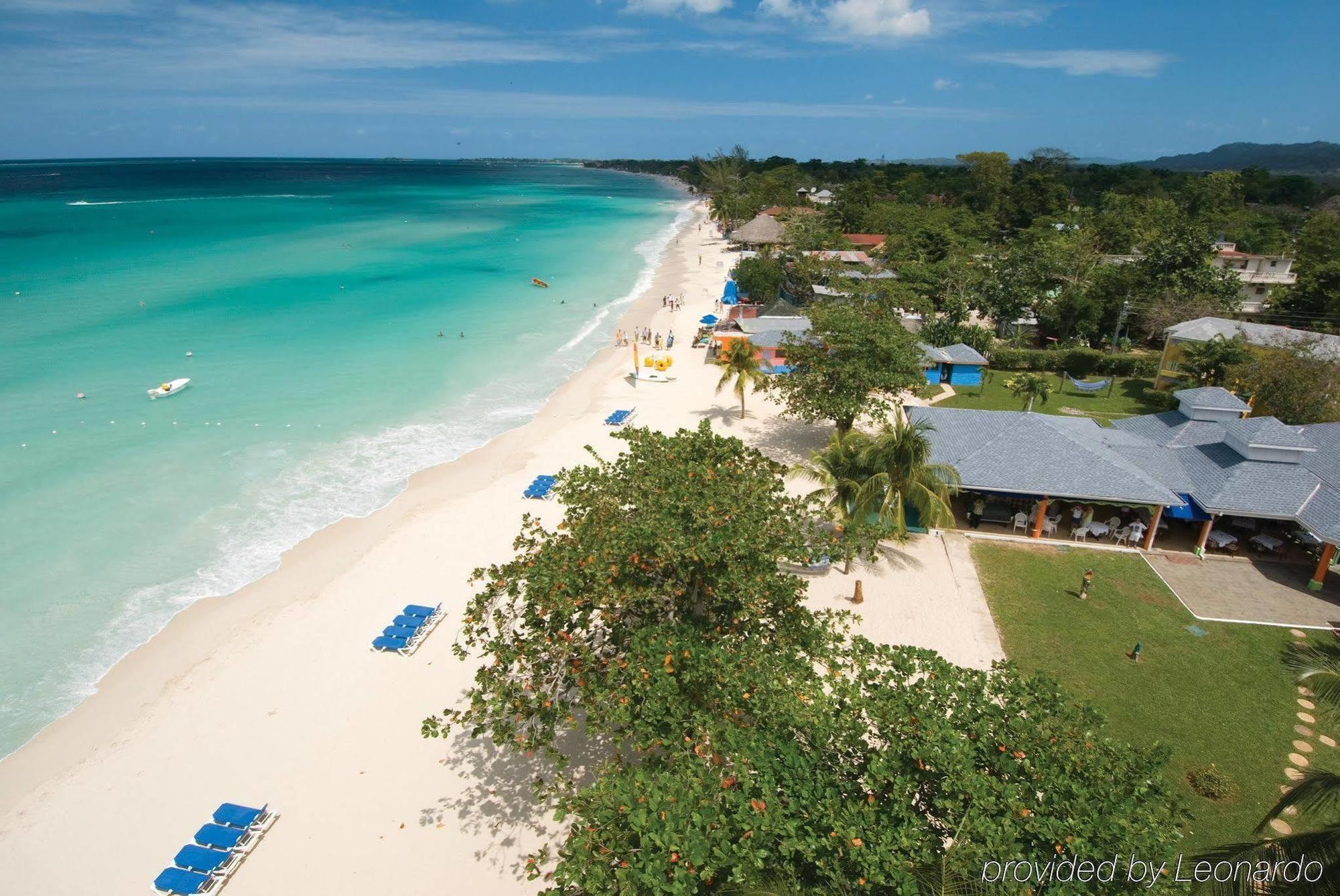 Grand Pineapple Beach Negril 호텔 외부 사진