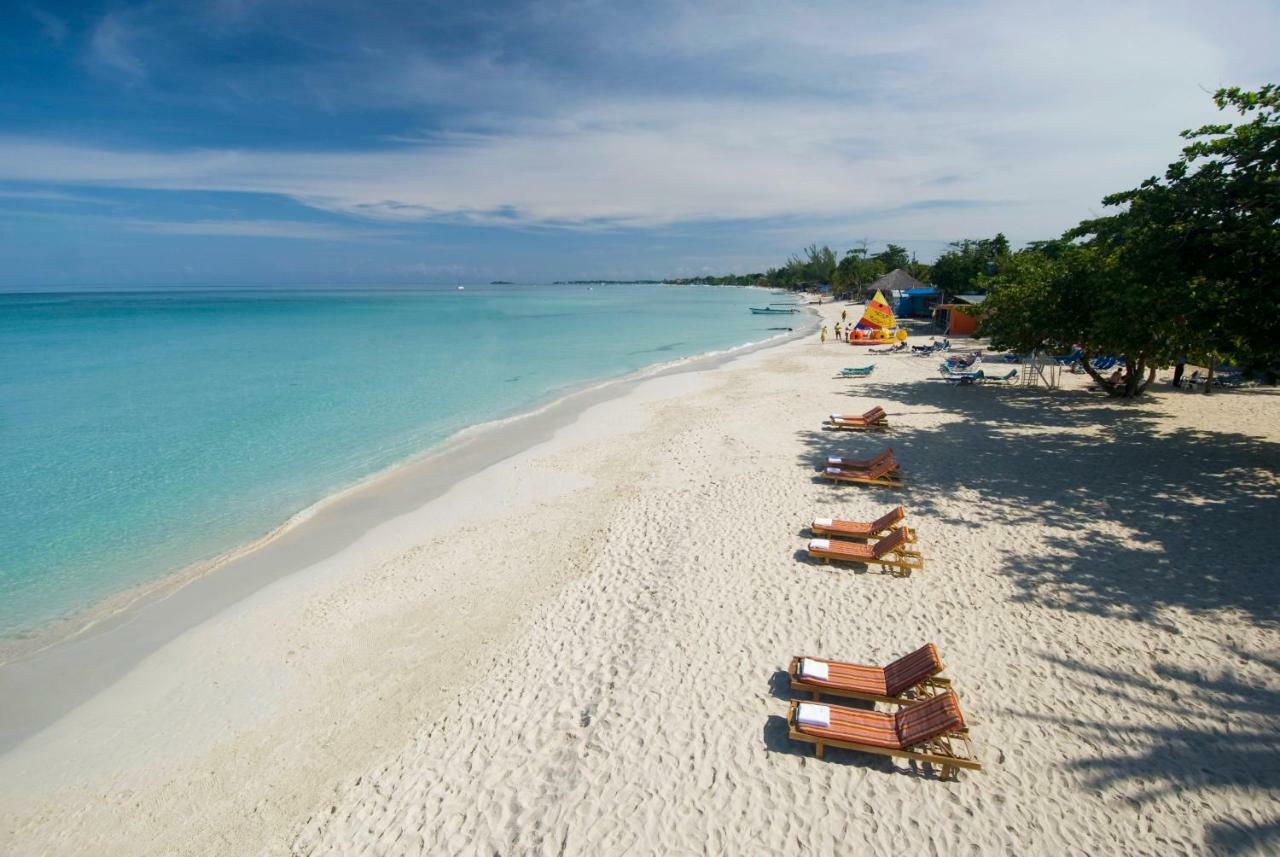 Grand Pineapple Beach Negril 호텔 외부 사진